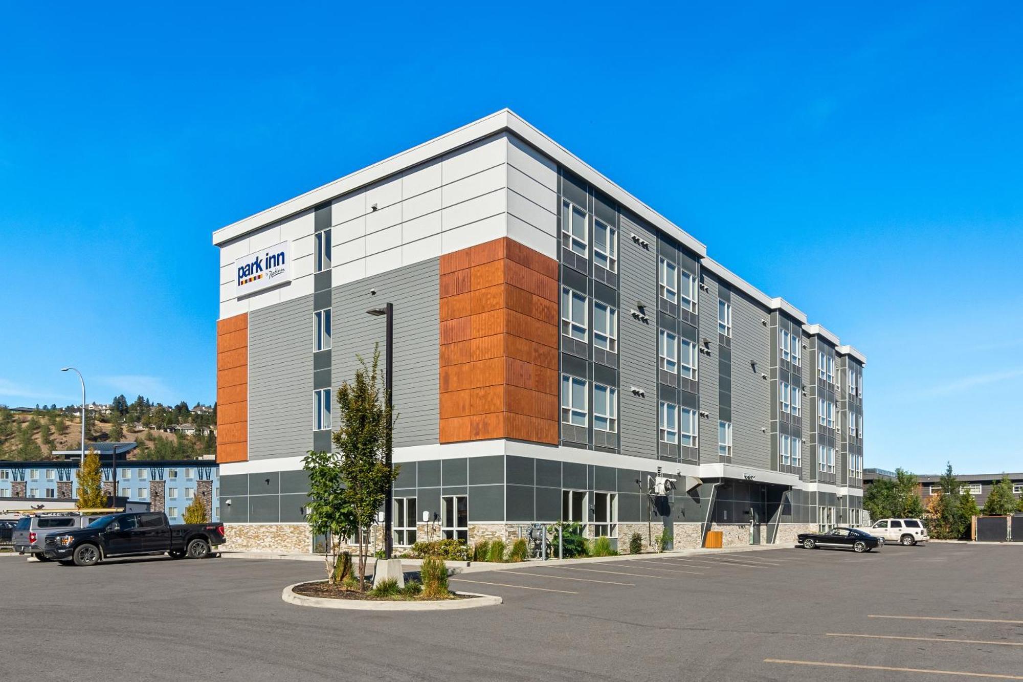 Park Inn By Radisson, Kelowna Eksteriør billede